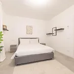 Free Parking And 4 Bedrooms By Antoleo Apartment *